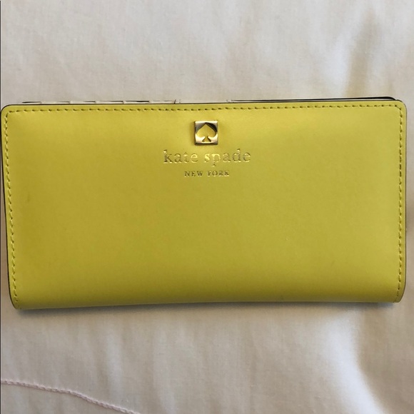 Brand new, unused Kate Spade wallet/clutch - Picture 2 of 4
